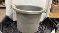 16" PLASTIC BUCKET