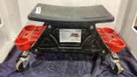 ROLLER SEAT 300LB