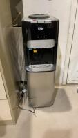 MASTERCHEF WATER COOLER W/ LOWER FRIDGE COMPARTMENT