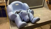 PLASTIC &ldquo;BEAR&rdquo; SLED