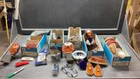 BOX W/ TRAILER LIGHTS, CONNECTORS, BULBS