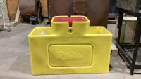 RITCHIE AUTOMATIC HEATED LIVESTOCK WATERER