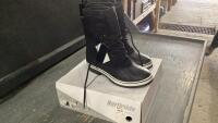 NORTH SIDE WOMEN&rsquo;S WINTER BOOTS - SIZE 7