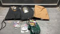 BOX W/ (3) HOODS, GEL HEEL GRIPS, DURA DIP GLOVES