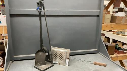 FIREPLACE TOOLS & CHESTNUT/POPCORN POPPER