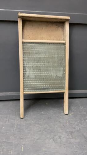 ANTIQUE &ldquo;ECONOMY&rdquo; WASHBOARD