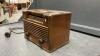 SMALL ANTIQUE GENERAL ELECTRIC RADIO - 2