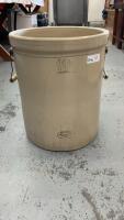 10 GALLON MEDALTA CROCK