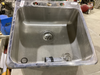 SINGLE BOWL STAINLESS SINK