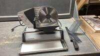 CUISINART MEAT SLICER