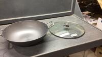 LARGE WOK WITH LID