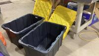(2) HDX TOUGH TOTES WITH LIDS