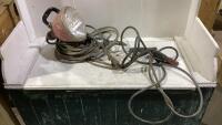 PORTABLE WORK LIGHT/TROUBLE JUMPER CABLE