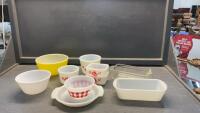 ASSORTED VINTAGE DISHES - MCK GLASS, FIRE KING, GLASSBAKE, ANCHOR HOCKING
