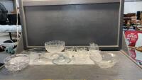 MISC VINTAGE GLASSWARE