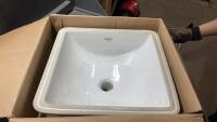 AMERICAN STANDARD BATHROOM SINK - SQUARE