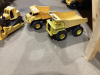 3-TOYS. DUMP TRUCK,BULL DOZER - 2