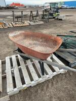 Wheel barrel