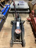 FLOOR JACK