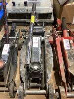 FLOOR JACK