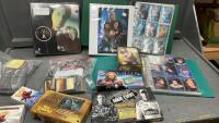 GOOD LIDDED TOTE W/ SCI-FI & MAGIC TRADING CARDS