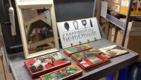 ELVIS TINS, HAPPINESS SIGN + MIRROR