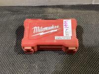 MILWAWKEE CLOSE QUARTERS TUBING CUTTERS