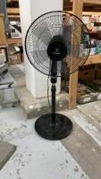 WESTINGHOUSE FLOOR FAN
