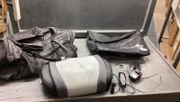 DUFFLE BAG WITH A SONIC COMFORT MASSAGER