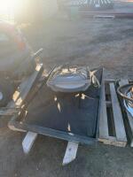Boat seat and pop-up fishing tent