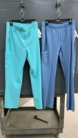 (2) PAIRS OF MEN&rsquo;S SCRUB PANTS - SIZE XL