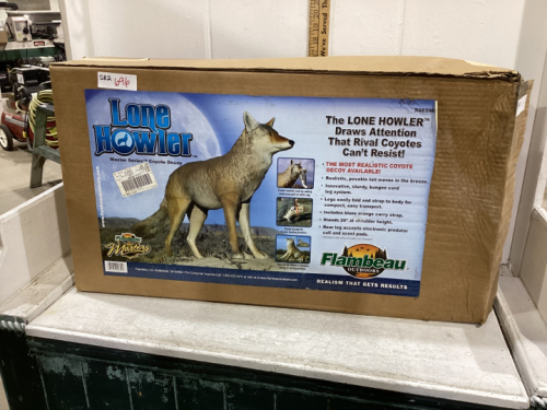 LONE HOWLER COYOTE DECOY