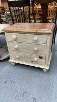 ETHAN ALLEN END TABLE
