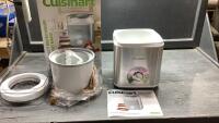 CUISINART YOGURT/ICE CREAM/SORBET MAKER