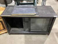 TV STAND WITH GLASS FRONT DOOR