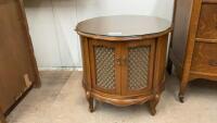 VINTAGE ROUND SIDE TABLE W/ GLASS TOP