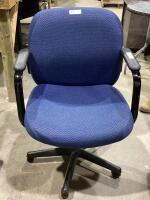 OFFICE CHAIR