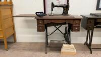 ANTIQUE &ldquo;QUEEN&rdquo; TREADLE SEWING MACHINE IN CABINET - BROKEN LEG