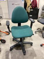 OFFICE CHAIR