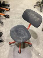ADJUSTABLE SWIVEL DESK CHAIR