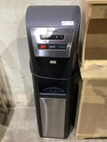 CULLIGAN BOTTOM LOADING WATER DISPENSER