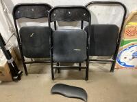 (3) FOLDING CHAIRS