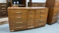 VICTORIAVILLE RETRO DRESSER - 12-DRAWERS ON CASTORS