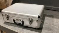 METAL CASE WITH INTERIOR FOAM PADDING