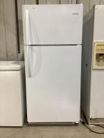 REFRIGERATOR (FRIGIDAIRE)