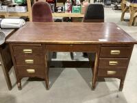 WOODEN DESK