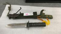 &ldquo;SURVIVOR&rdquo; KNIFE IN SHEATH