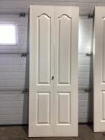 BI-FOLD CLOSET DOOR