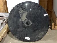 BLACK PLAIN DISC