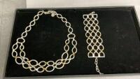 STELLA & DOT NECKLACE & BRACELET SET